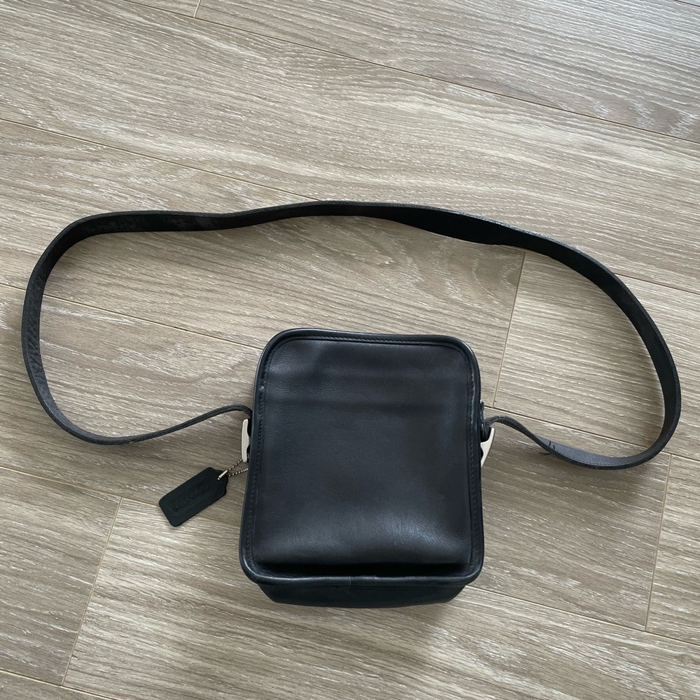 Vintage Coach 9817 Camera Crossbody Handbag Black Leather Made in USA - Picture 2 of 9
